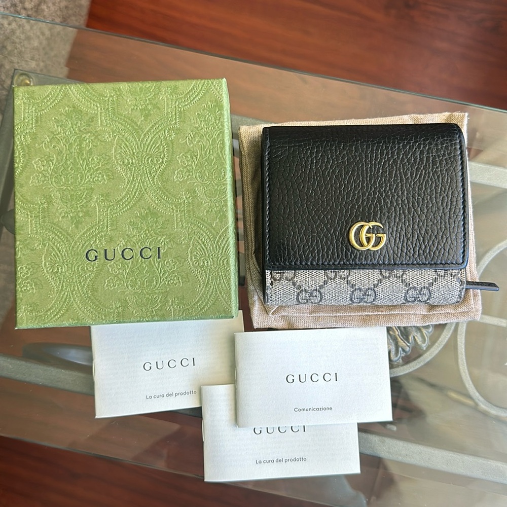 Gucci Marmont Bicolor Medium Compact wallet Supreme Canvas 🌟 Full Set 🌟